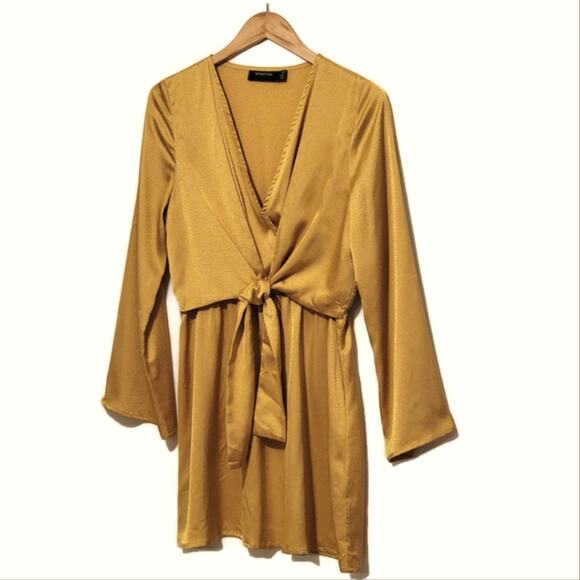 Mink Pink Gold Mini Dress V Neck Wide Bell Sleeve Tie Waist Retro Y2k Party S - Picture 5 of 11